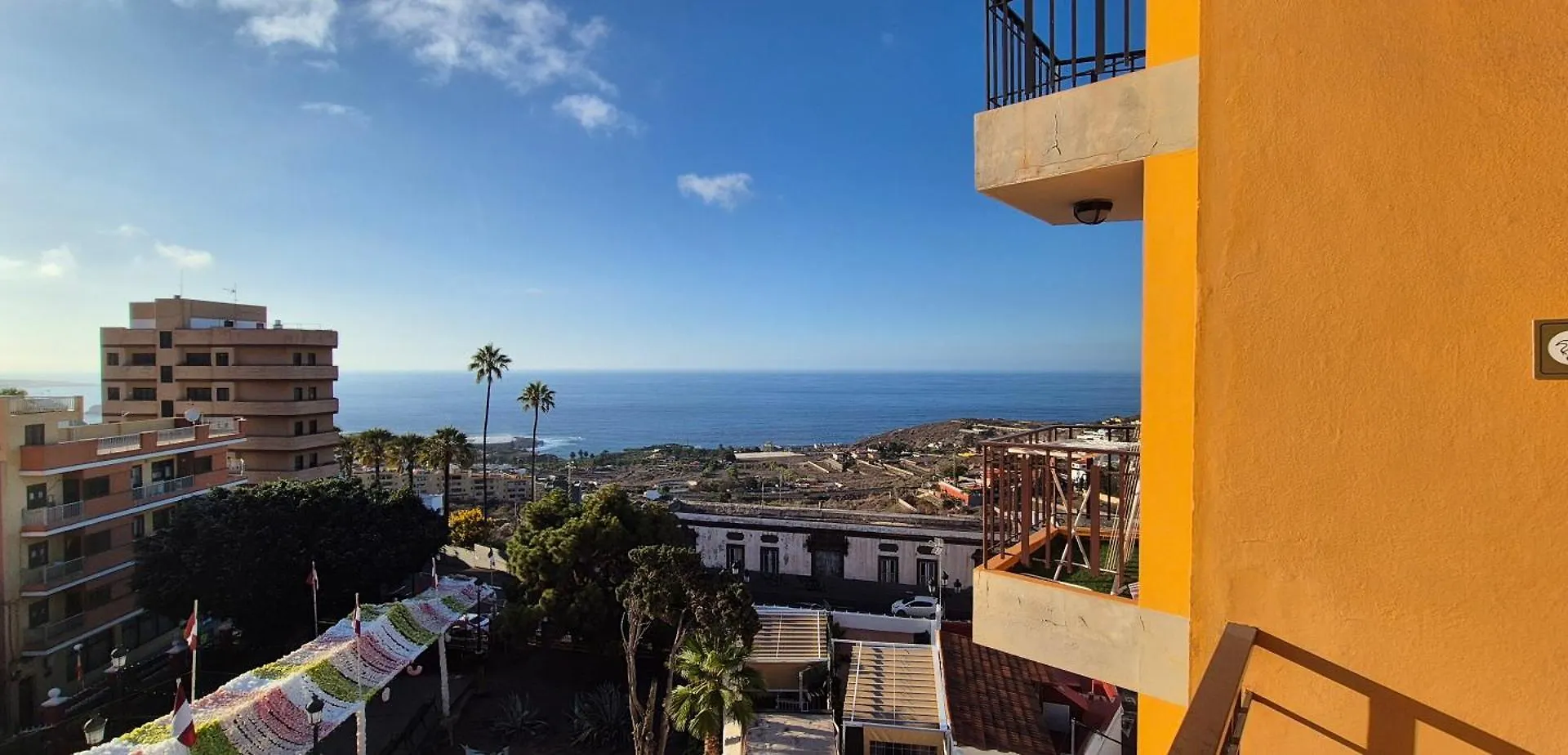 Teide Y Mar En Icod De Los Vinos